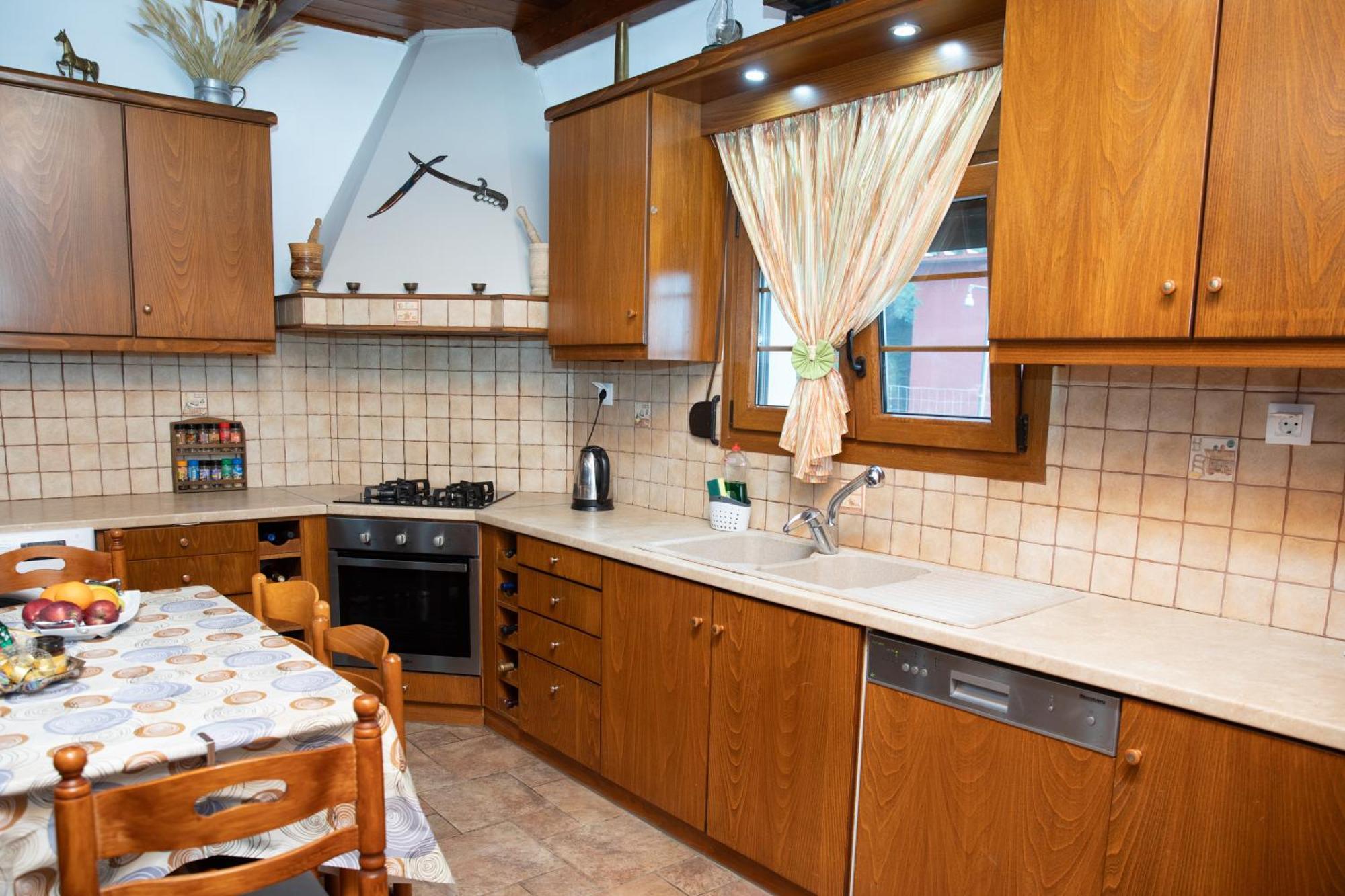 Nick And Bill's Family House Leros
